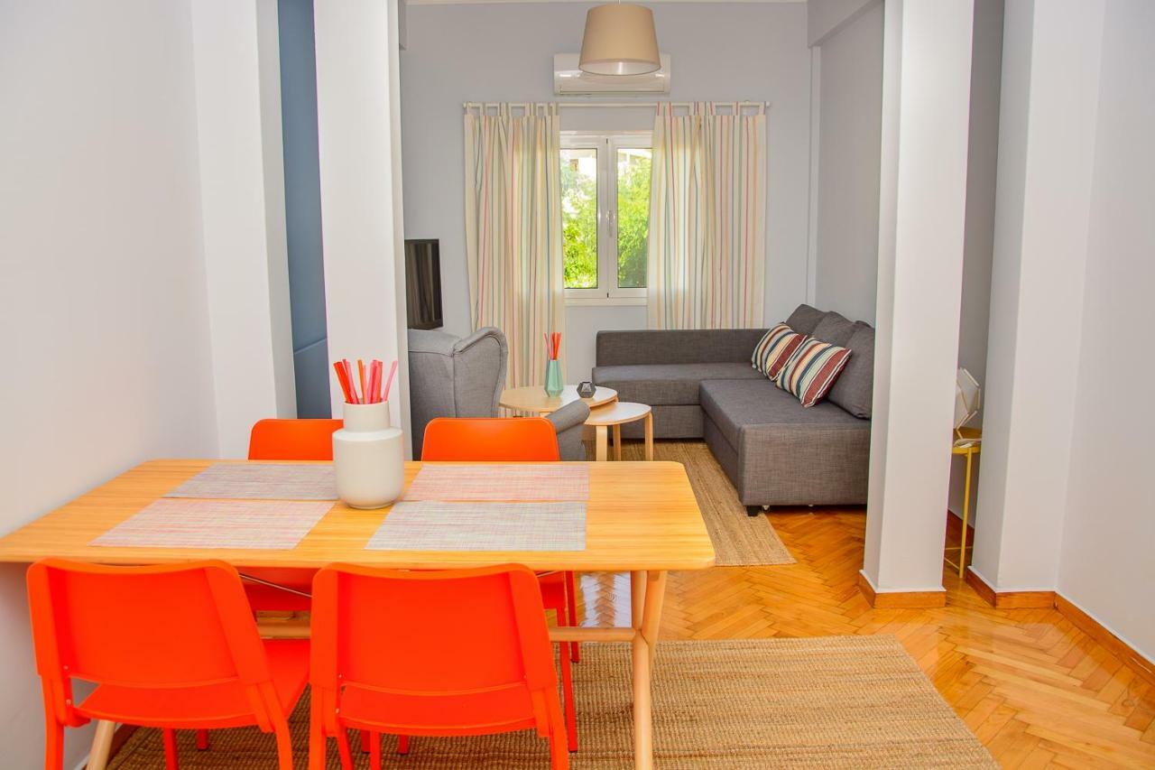 Fully Renovated And Relaxing Apartment เอเธนส์ ภายนอก รูปภาพ